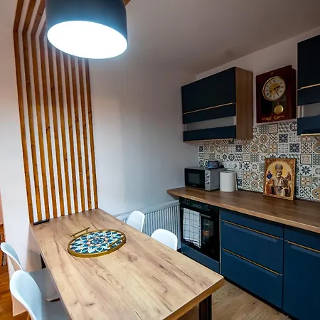 Apartment Mia House *