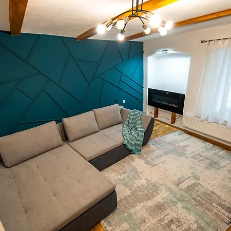 Apartment Mia House *