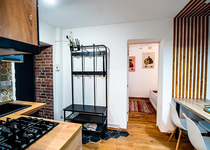 Mia House * Брашов